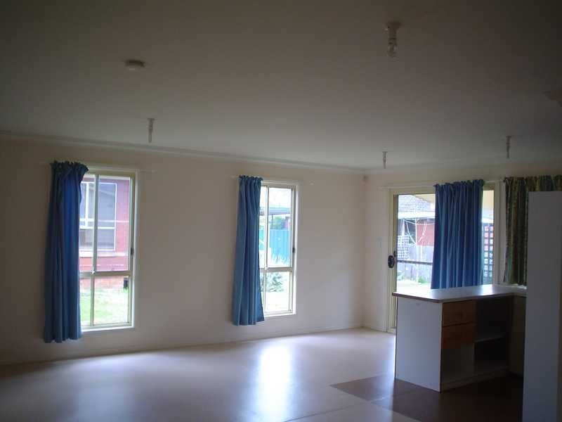 5 Bernie St, Greystanes NSW 2145