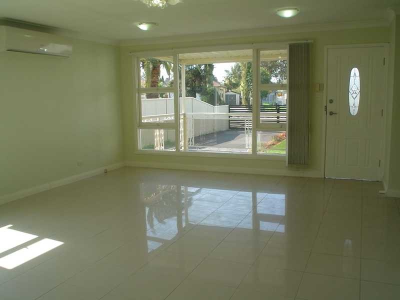 79 Warren Road, Woodpark NSW 2164