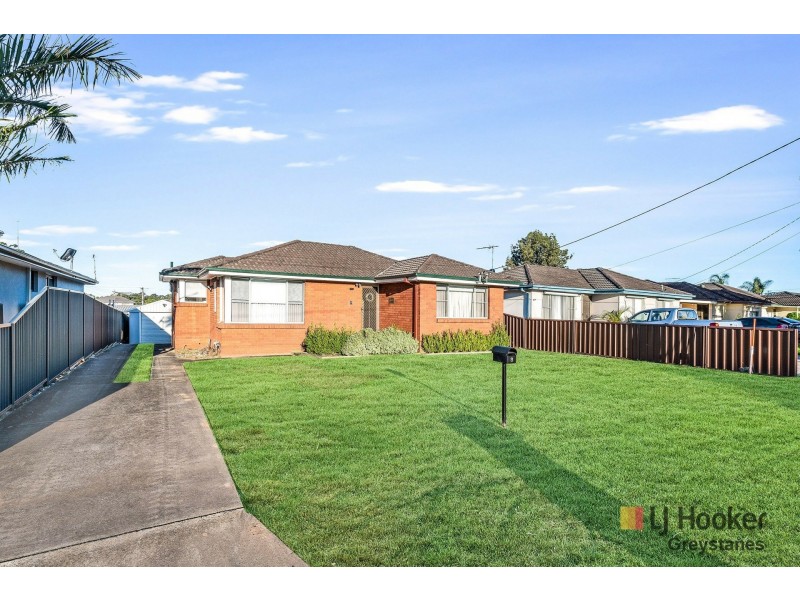 8 Daisy Street, Greystanes NSW 2145