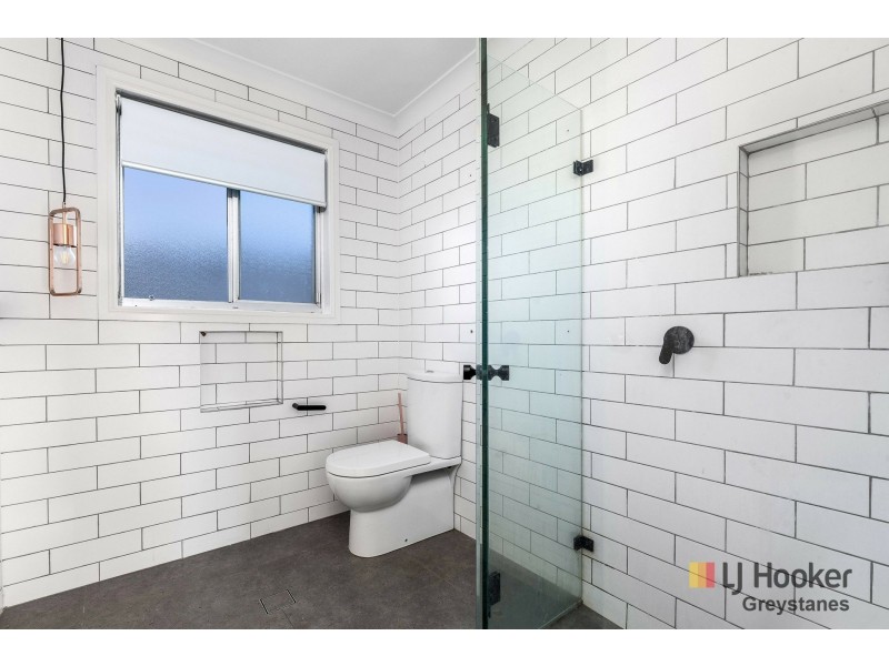 8 Daisy Street, Greystanes NSW 2145