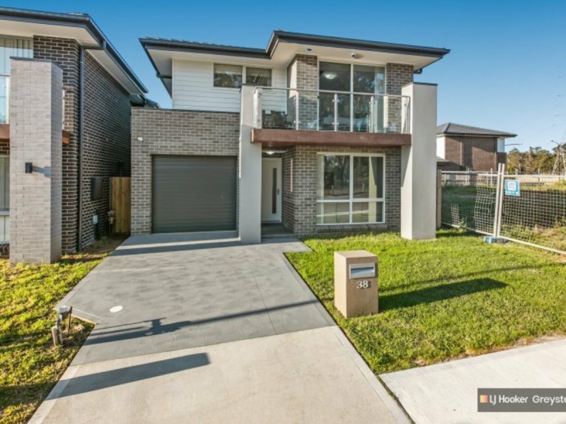38 AVOCET CIRCUIT, Marsden Park NSW 2765