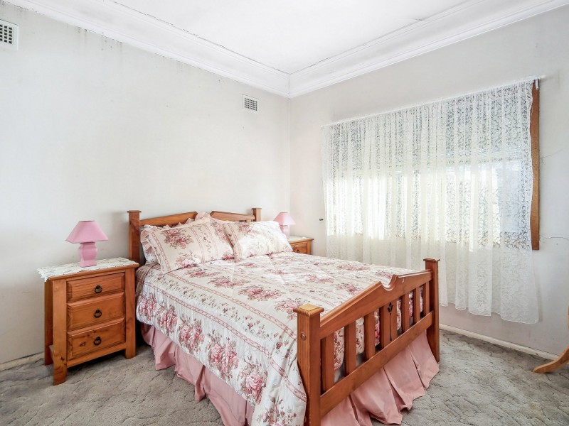 10 Gregory Street, Greystanes NSW 2145