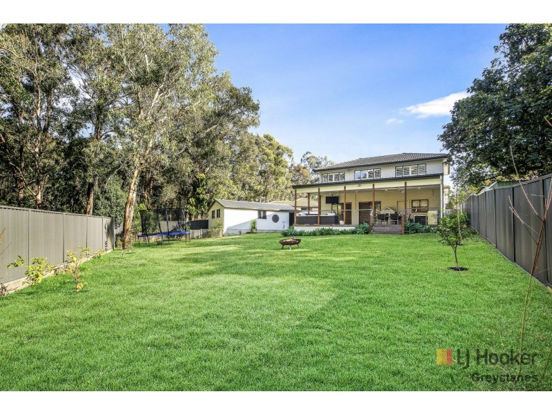 8 Laver Pl, Greystanes NSW 2145