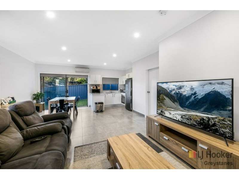 10 Magnolia Street, Greystanes NSW 2145