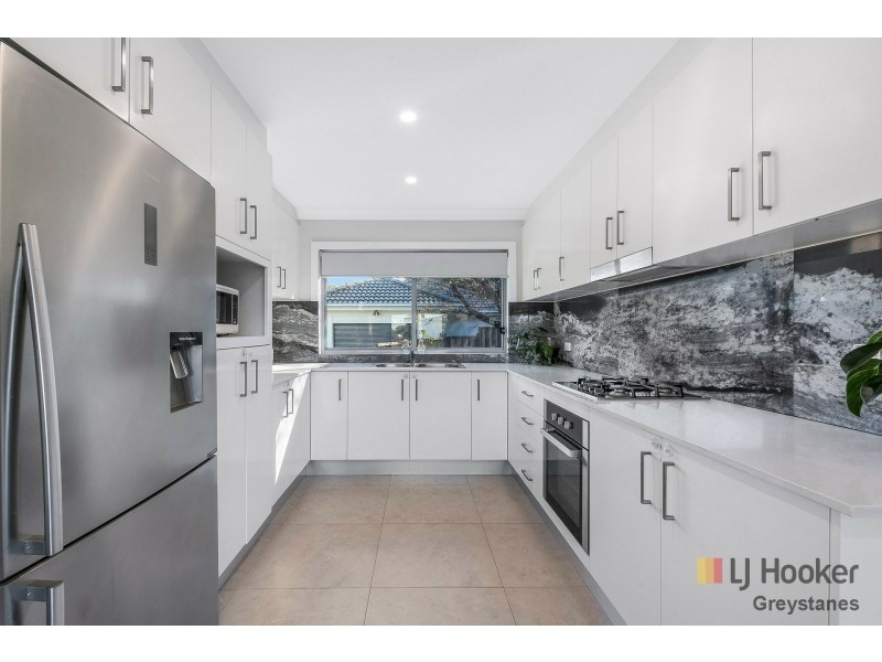 10 Magnolia Street, Greystanes NSW 2145