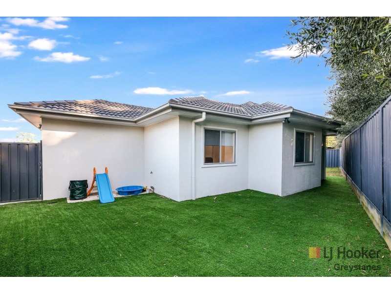10 Magnolia Street, Greystanes NSW 2145