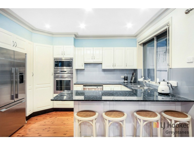 16 & 16a Bayfield Road, Greystanes NSW 2145