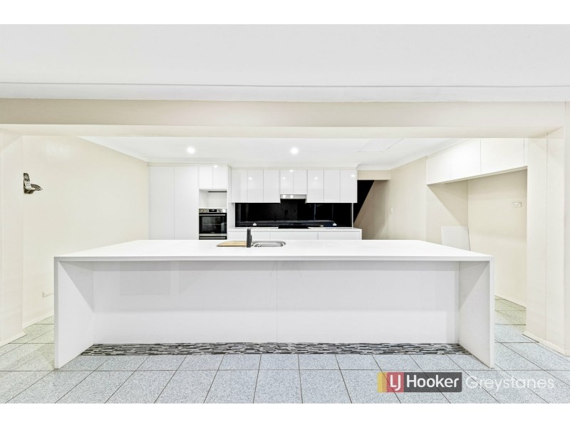 15 BERESFORD ROAD, Greystanes NSW 2145