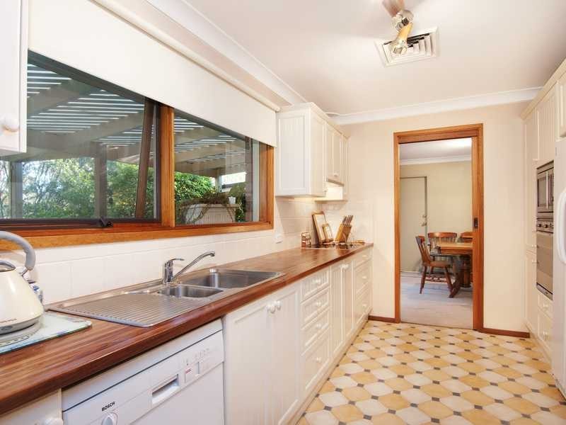 4 Cedarwood Place, Greystanes NSW 2145