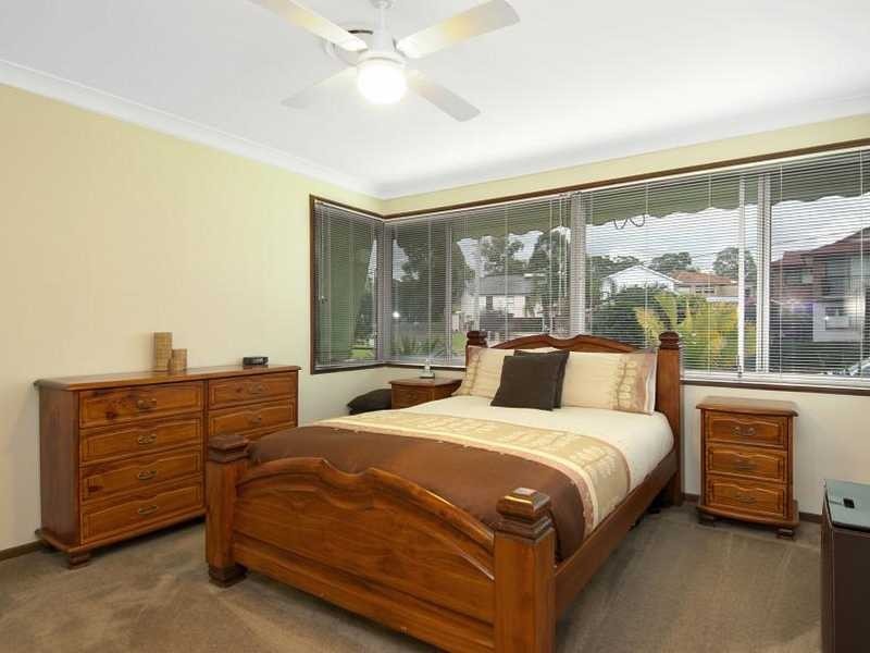 73 Hopman Street, Greystanes NSW 2145