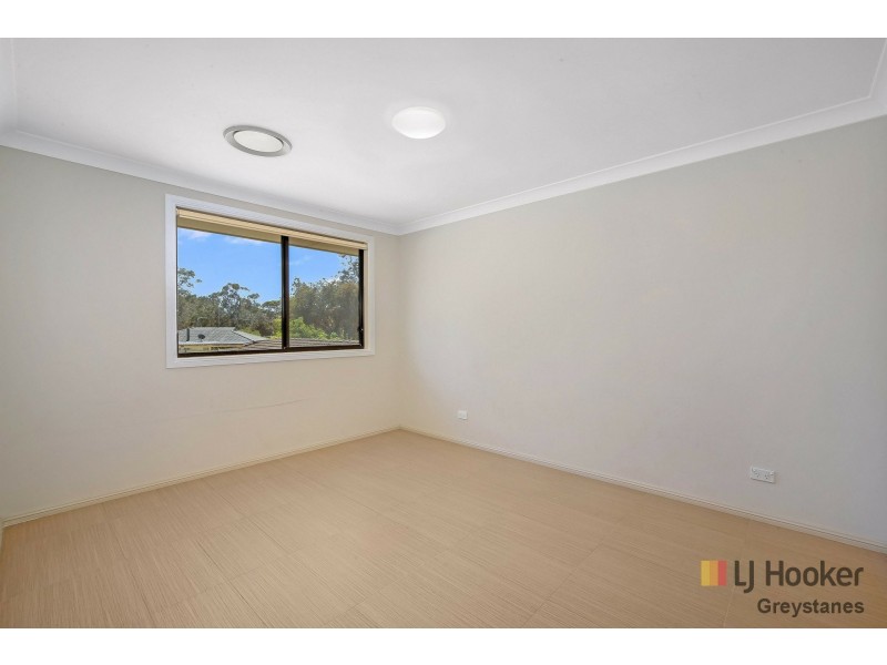 1 Lofty Crescent, Bossley Park NSW 2176