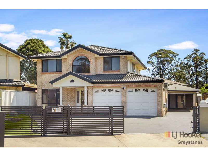 1 Lofty Crescent, Bossley Park NSW 2176