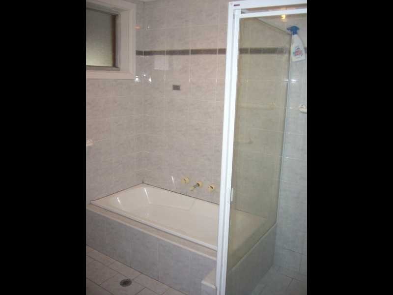 6 Wallaba Place, Greystanes NSW 2145