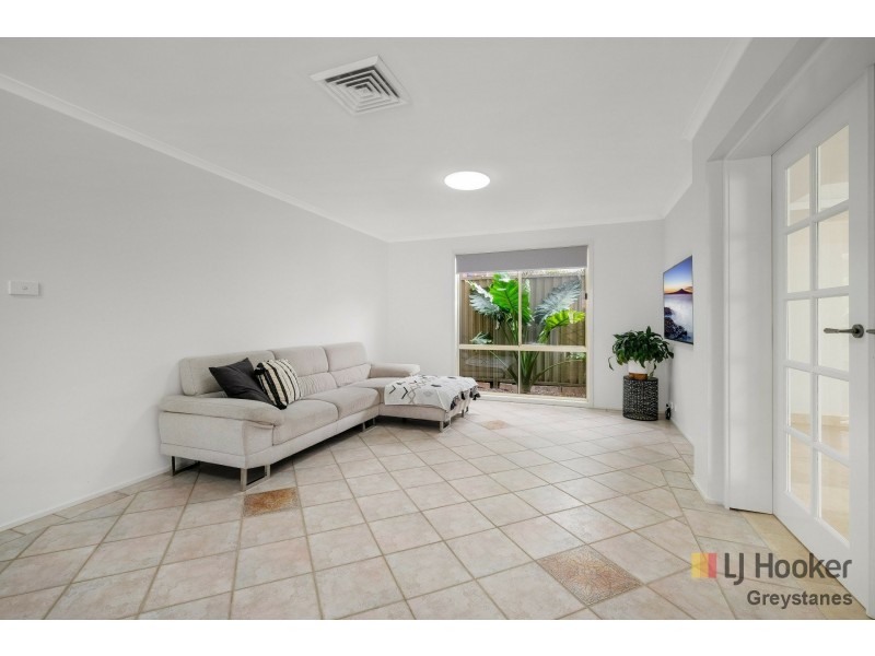 15 Spotted Gum Place, Greystanes NSW 2145