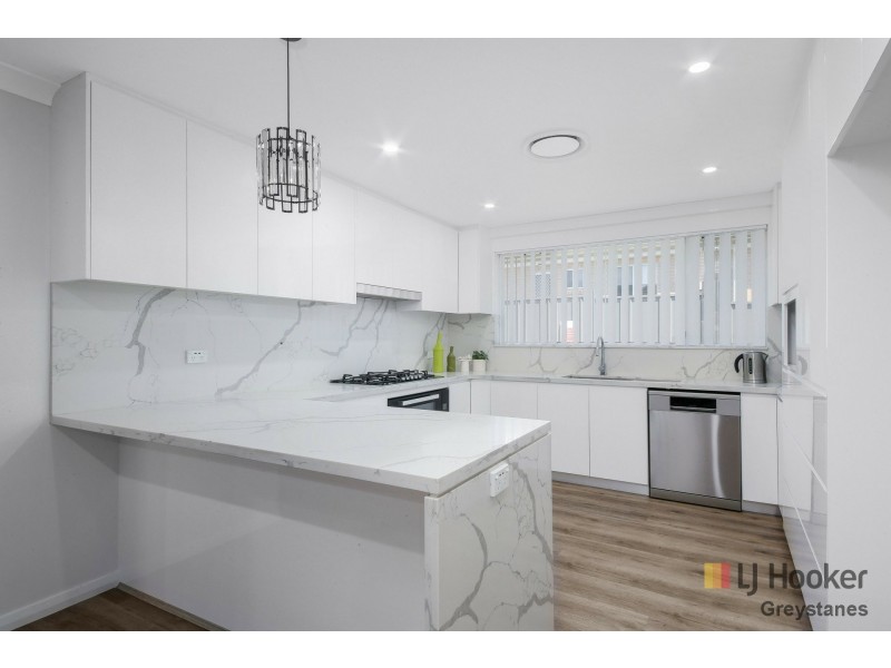 27 Darmenia Avenue, Greystanes NSW 2145