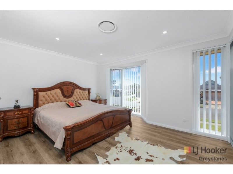 27 Darmenia Avenue, Greystanes NSW 2145