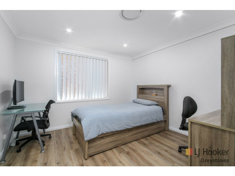 27 Darmenia Avenue, Greystanes NSW 2145