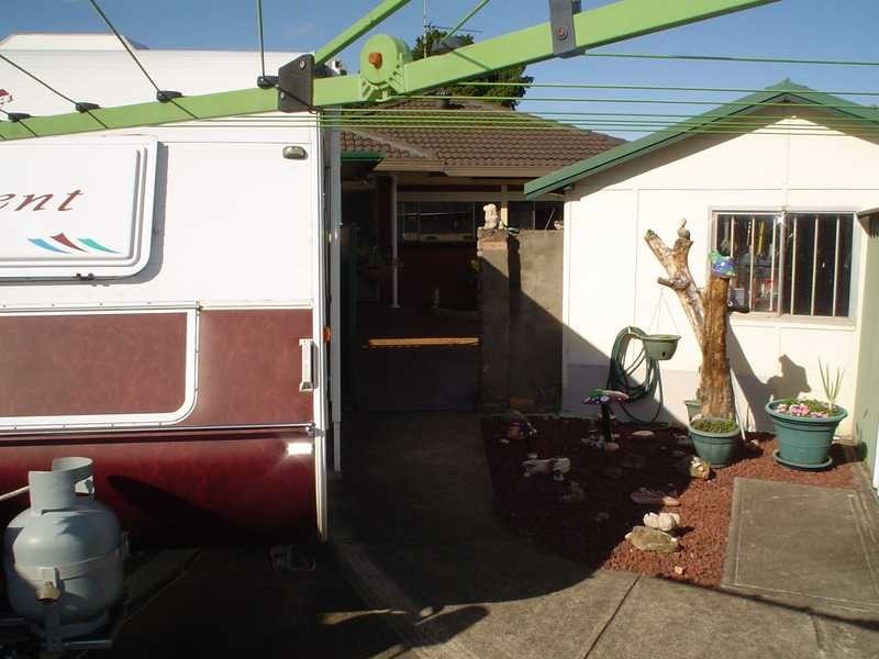 27 Oleander Ave, Greystanes NSW 2145