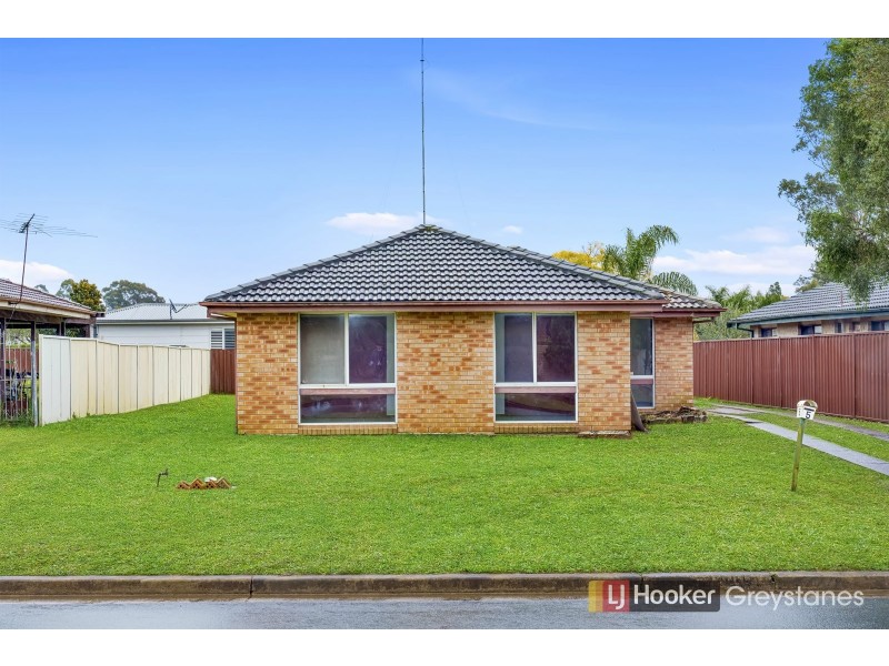 5 Francis Greenway Avenue, St Clair NSW 2759