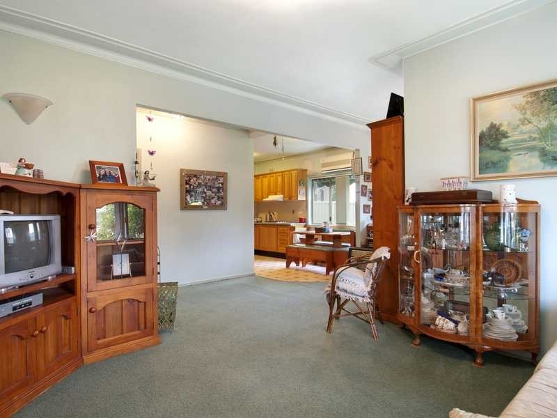 10 Pindari Crescent, South Wentworthville NSW 2145