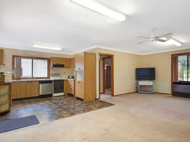 10 Pindari Crescent, South Wentworthville NSW 2145