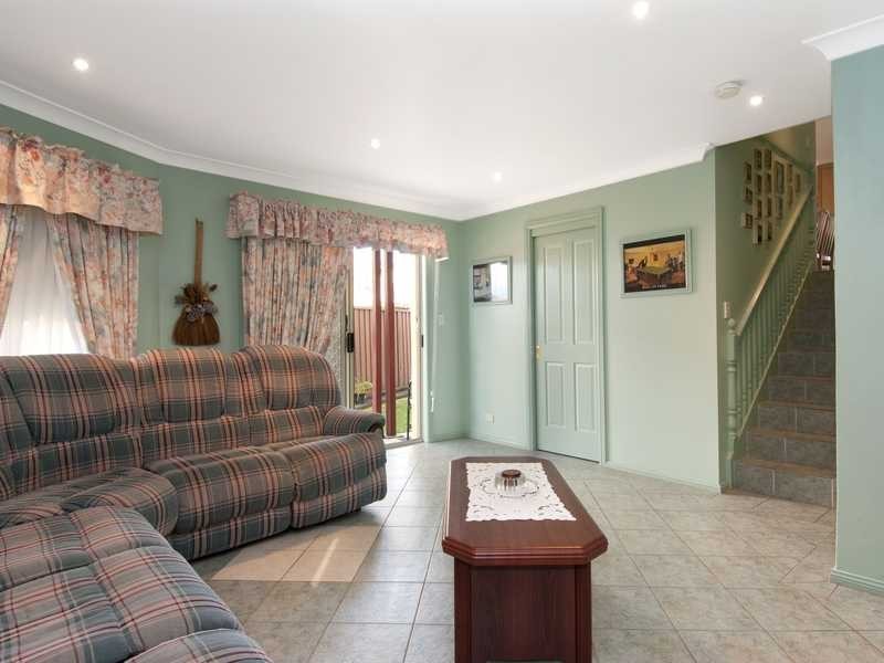 2 Kootingal Street, Greystanes NSW 2145