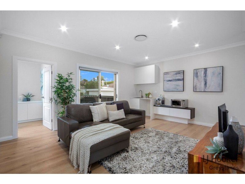 42 Victor Street, Greystanes NSW 2145