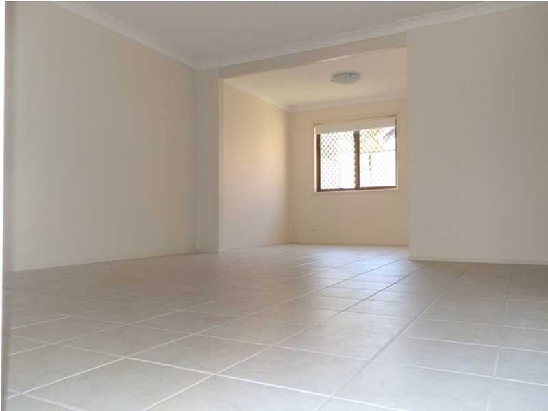 2/27 Tennyson Parade, Guildford West NSW 2161