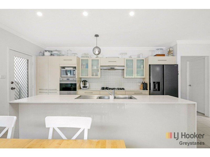 6 Parish Street, Pemulwuy NSW 2145