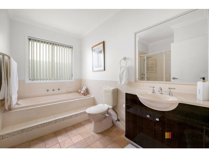 6 Parish Street, Pemulwuy NSW 2145