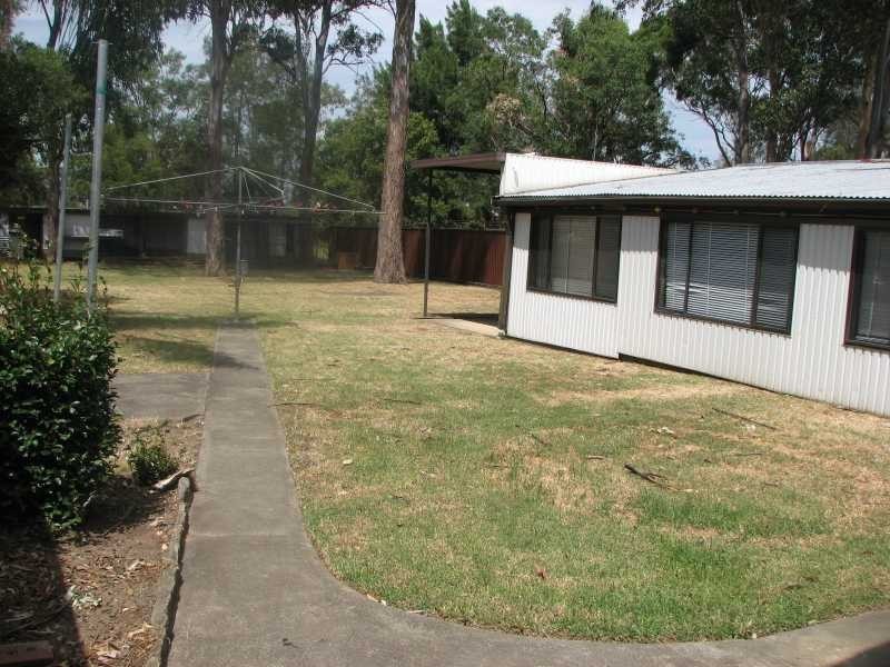 93 Gardenia Pde, Greystanes NSW 2145