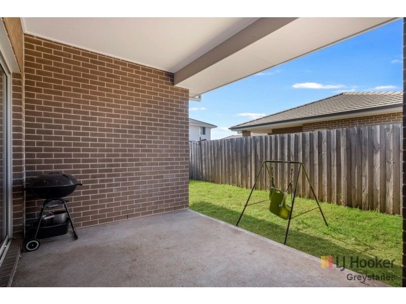 61 Lacerta Road, Austral NSW 2179
