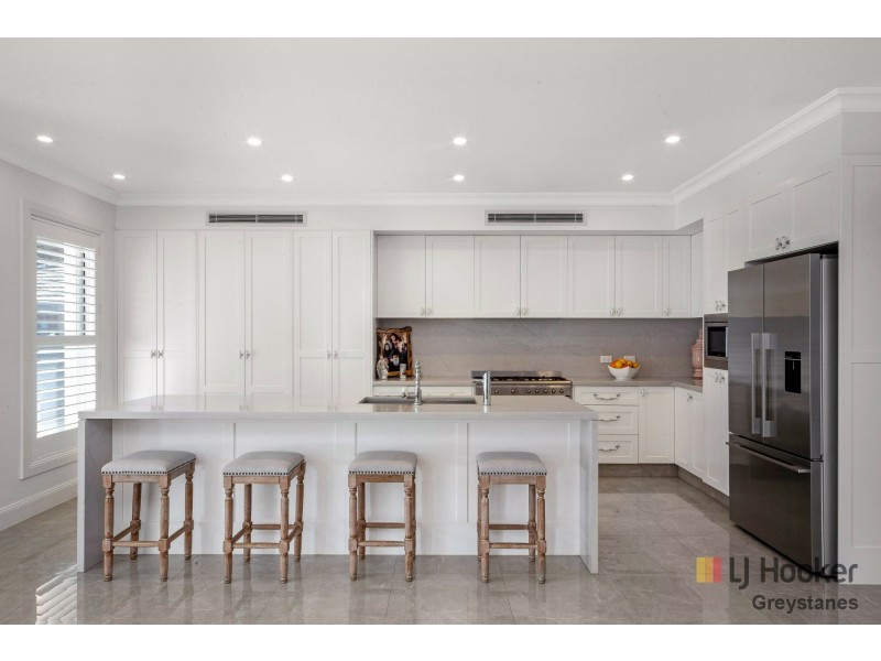 61 Beechwood Avenue, Greystanes NSW 2145