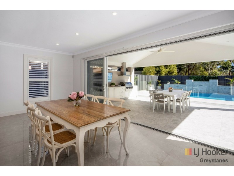 61 Beechwood Avenue, Greystanes NSW 2145