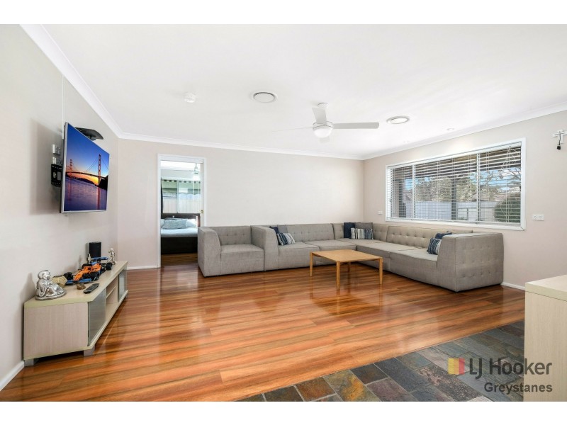6 Runyon Avenue, Greystanes NSW 2145