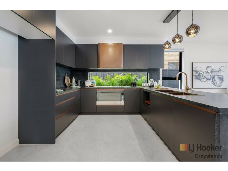 21 Rosewood Drive, Greystanes NSW 2145