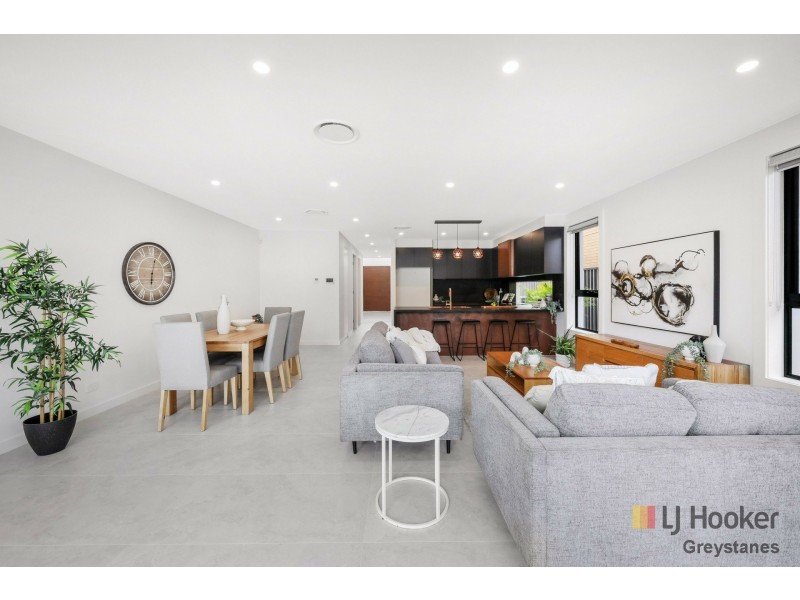 21 Rosewood Drive, Greystanes NSW 2145