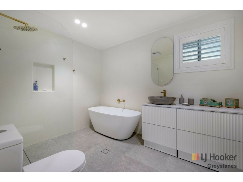 842 Merrylands Road, Greystanes NSW 2145