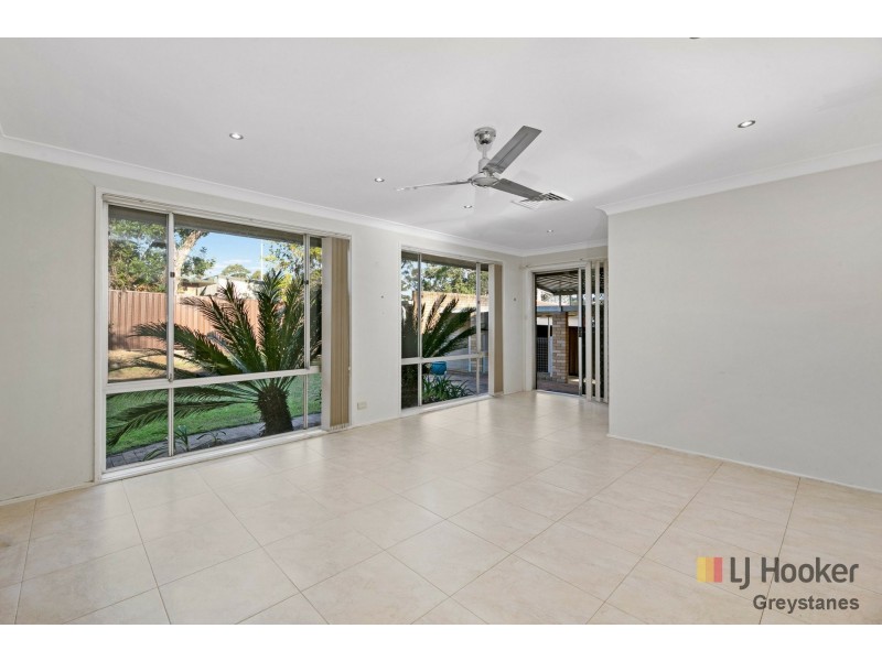 10 Hyacinth Street, Greystanes NSW 2145