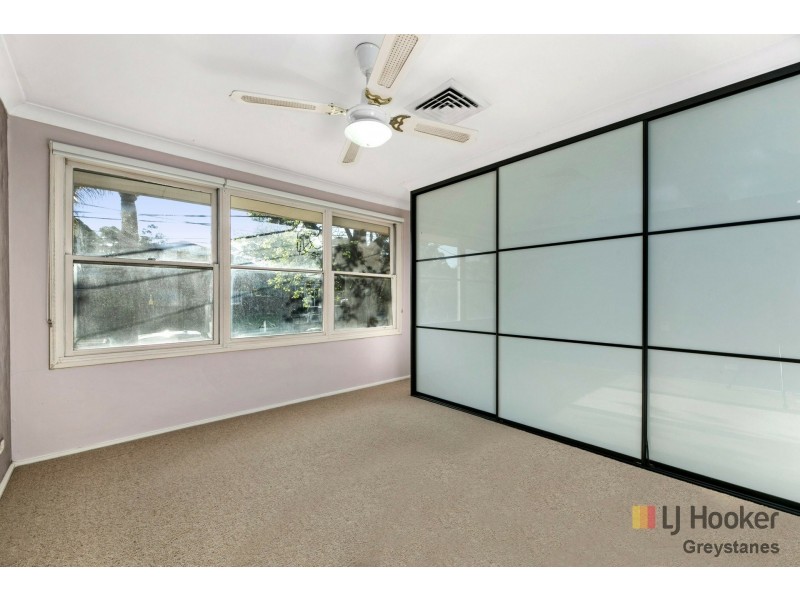 10 Hyacinth Street, Greystanes NSW 2145