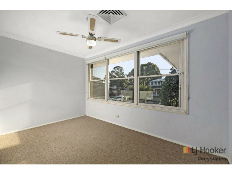 10 Hyacinth Street, Greystanes NSW 2145