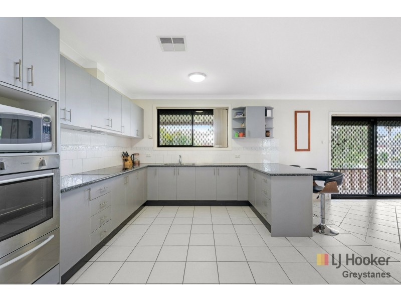 48 Lyle Street, Girraween NSW 2145