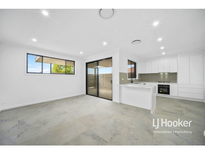 2 Jeffrey Avenue, Greystanes NSW 2145