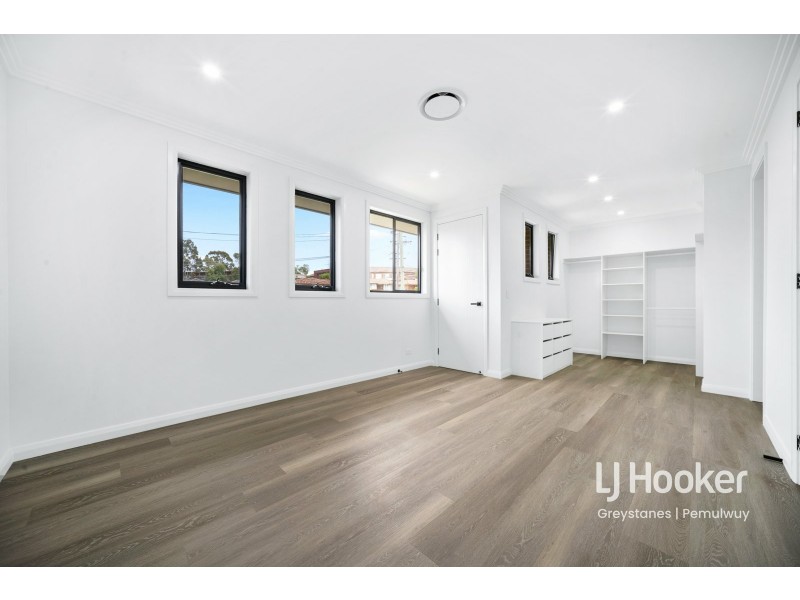 2 Jeffrey Avenue, Greystanes NSW 2145