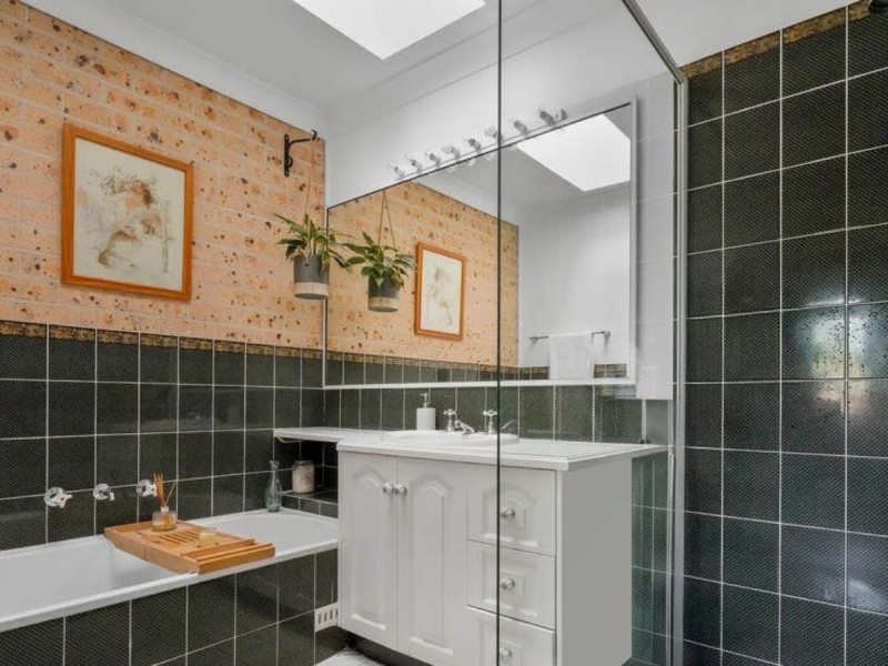 3/36 WYENA ROAD, Pendle Hill NSW 2145