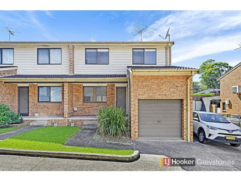 2/27 TENNYSON PARADE, Guildford NSW 2161
