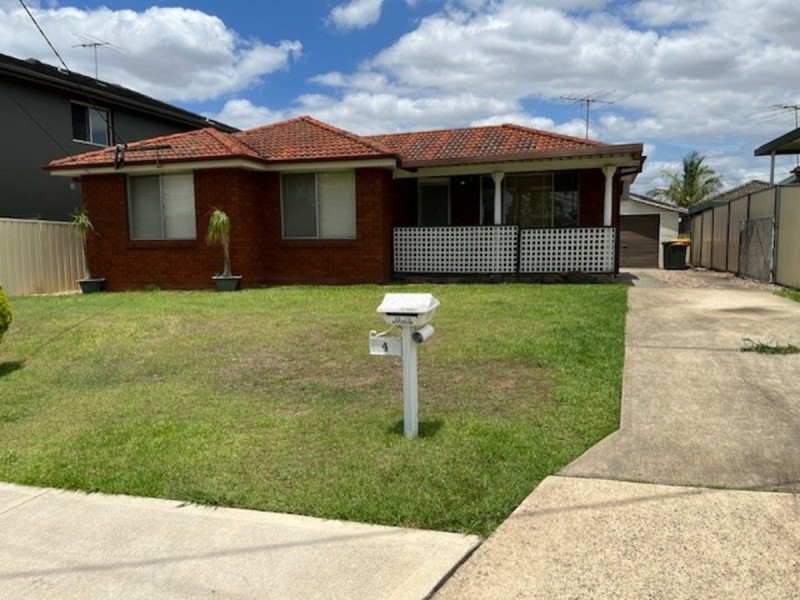 4 IAN STREET, Greystanes NSW 2145