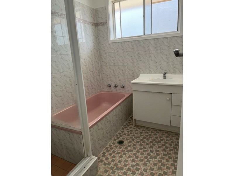 4 IAN STREET, Greystanes NSW 2145