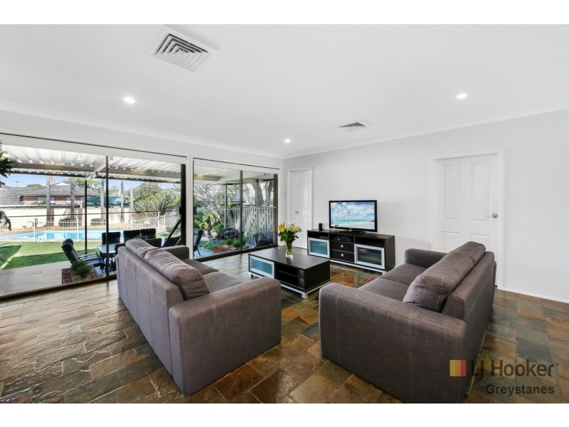 8 GOZO ROAD, Greystanes NSW 2145