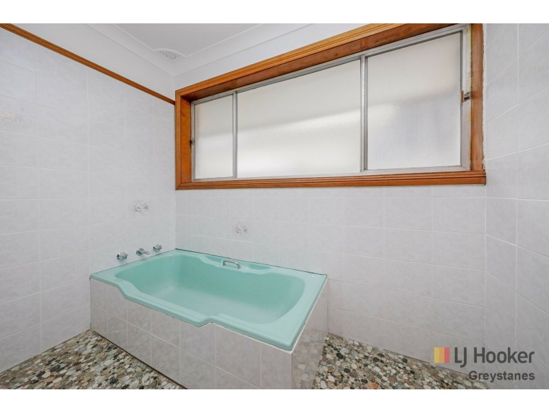 102 Gardenia Parade, Greystanes NSW 2145